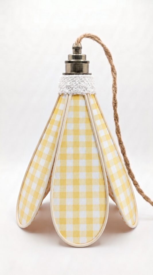 Lampe Tulipe Matin Ensoleillé – Abat-jour Motif Vichy Jaune Fait Main