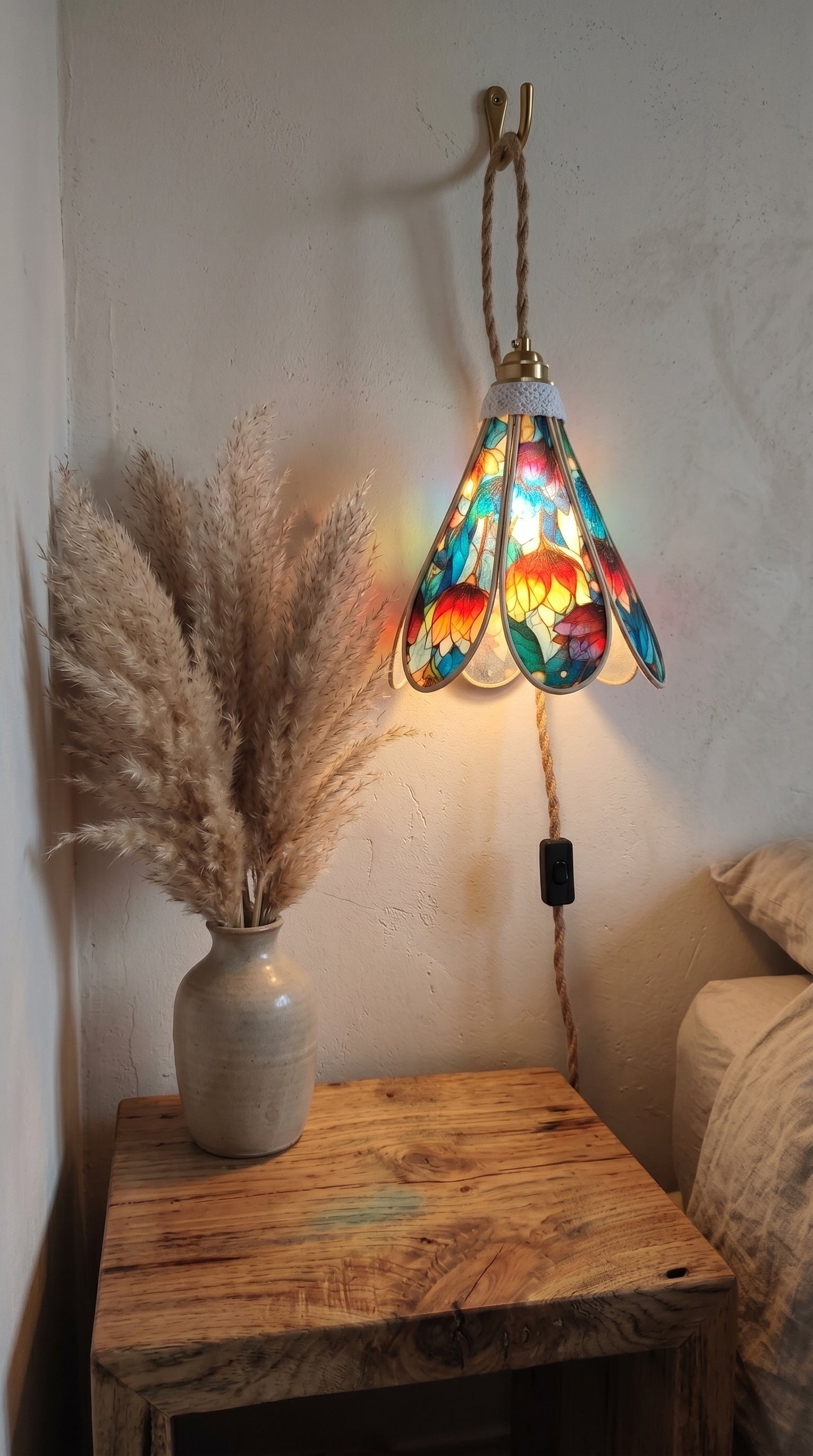 Lampe Tulipe Printemps Vitrail Bleue ou rouge- Lampe Artisanale Bohème Florale