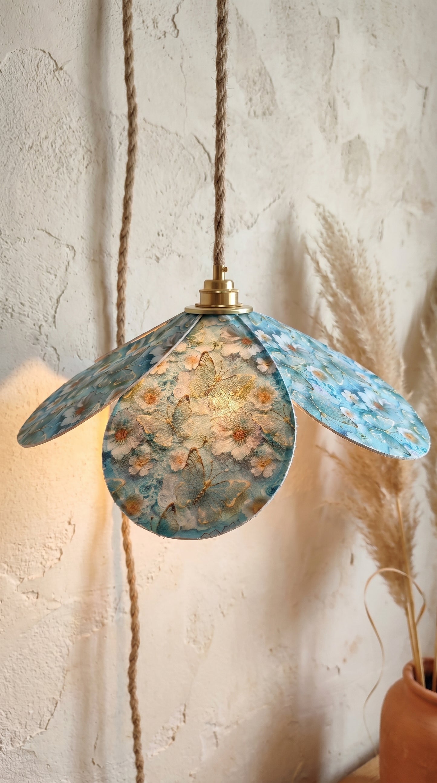 Lampe Magnolia Papillons Bleus - Lampe Artisanale Bohème Florale