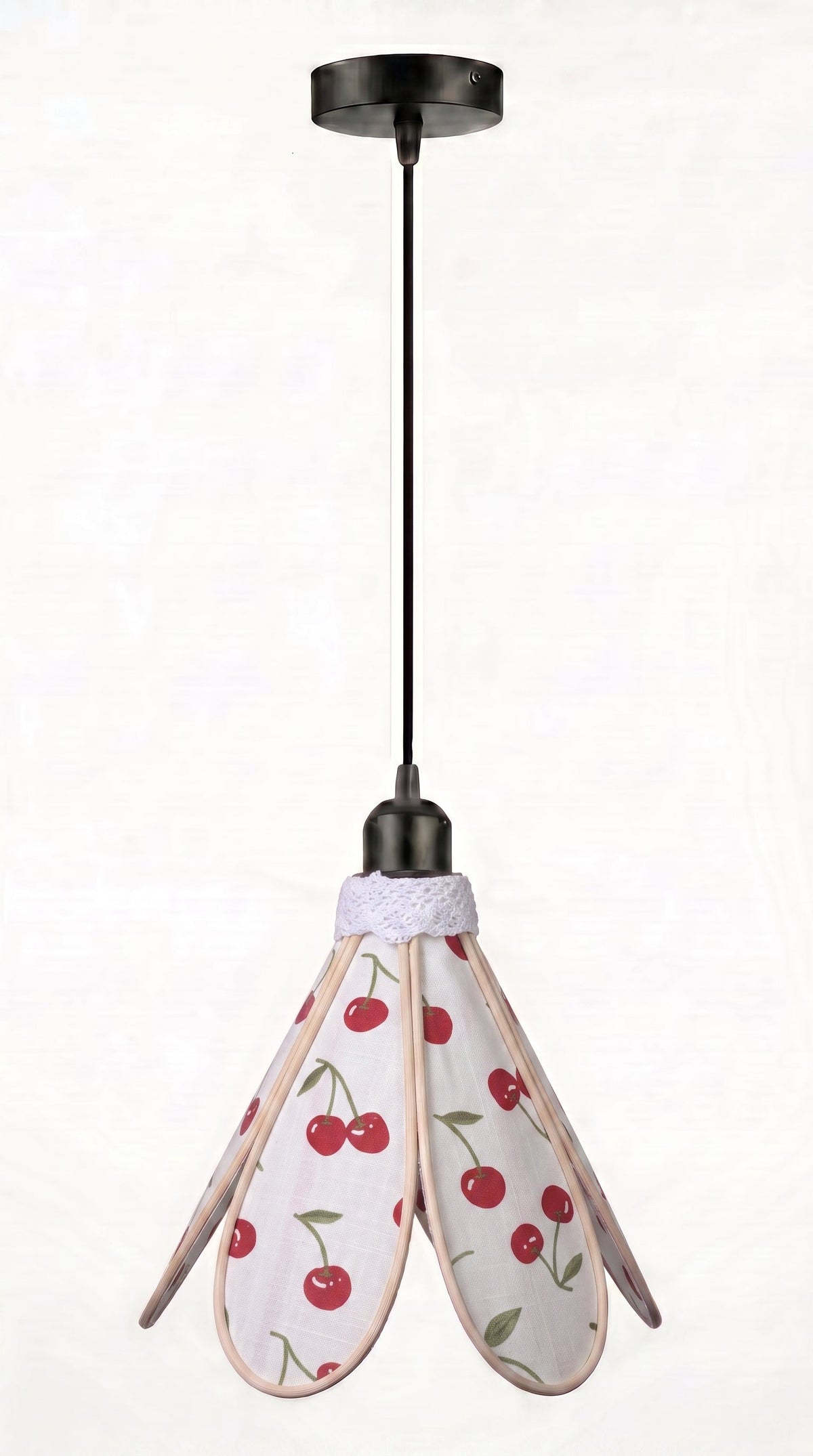 Suspension tulipe Cerises Sauvages, autre angle de présentation