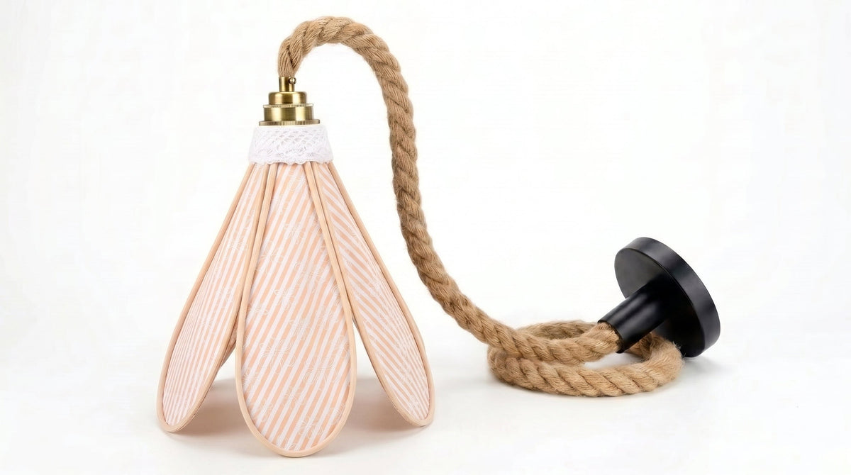 Suspension tulipe marguerites, variante de câble ou finition présentée