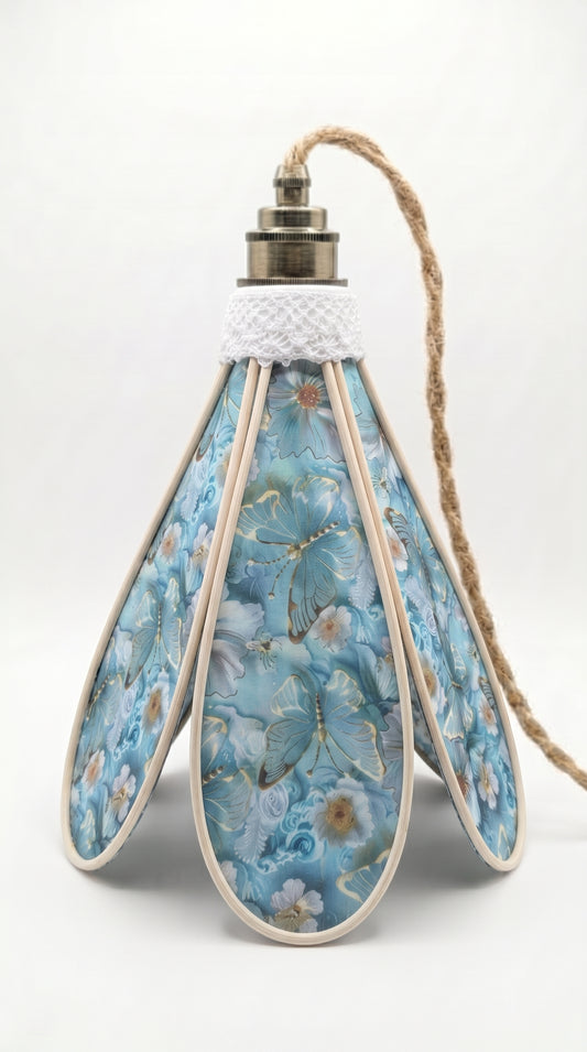 Lampe Tulipe Ailes d'Azur – Abat-jour Motif Papillons Fait Main