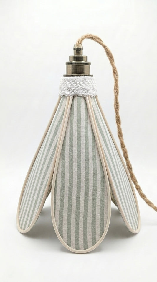 Lampe Tulipe Chemin de Campagne – Abat-jour Motif Rayures Sauge Fait Main