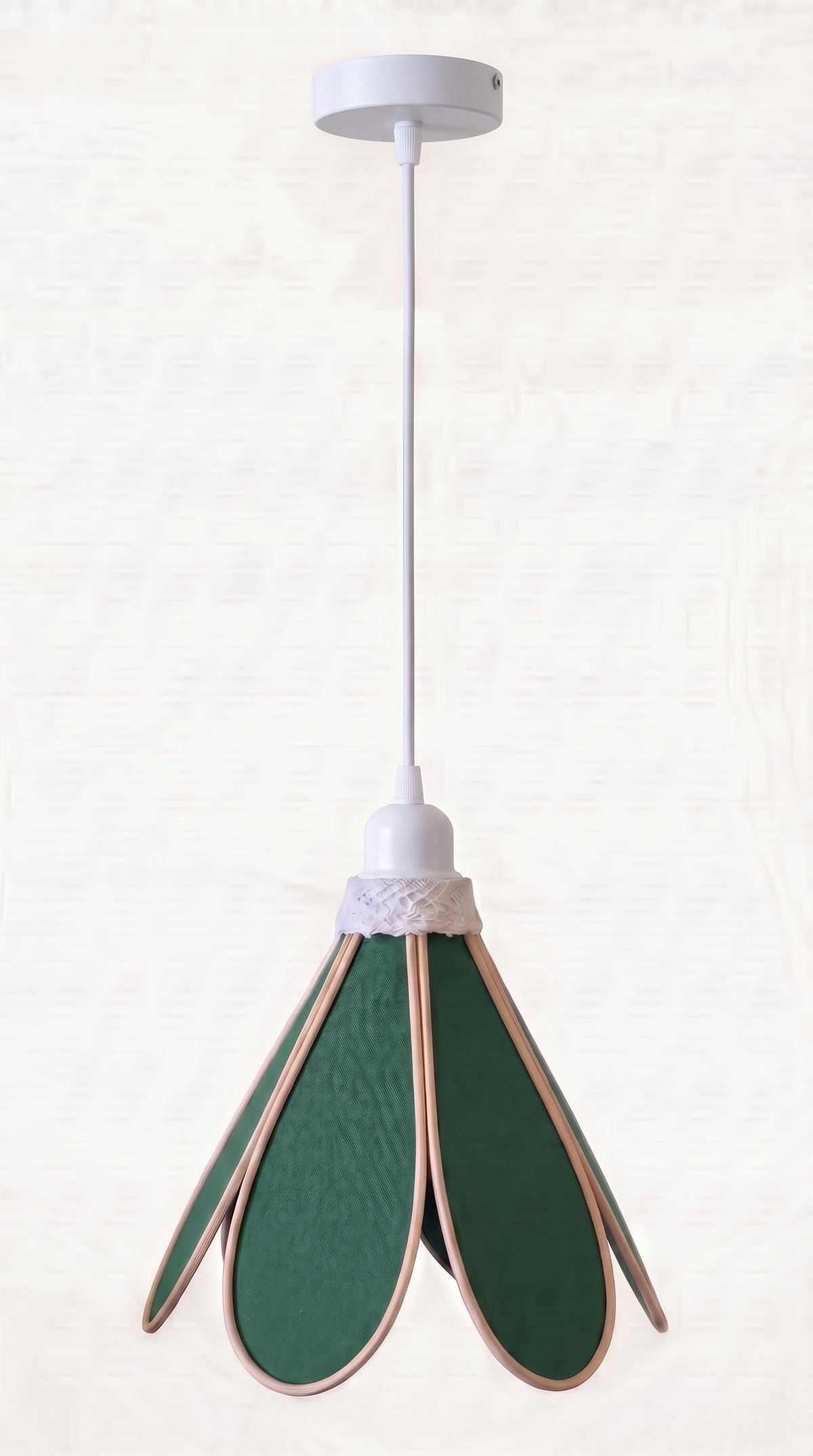 Lampe Tulipe Sous les Sapins – Abat-jour Lin et Coton Vert Sapin Fait Main